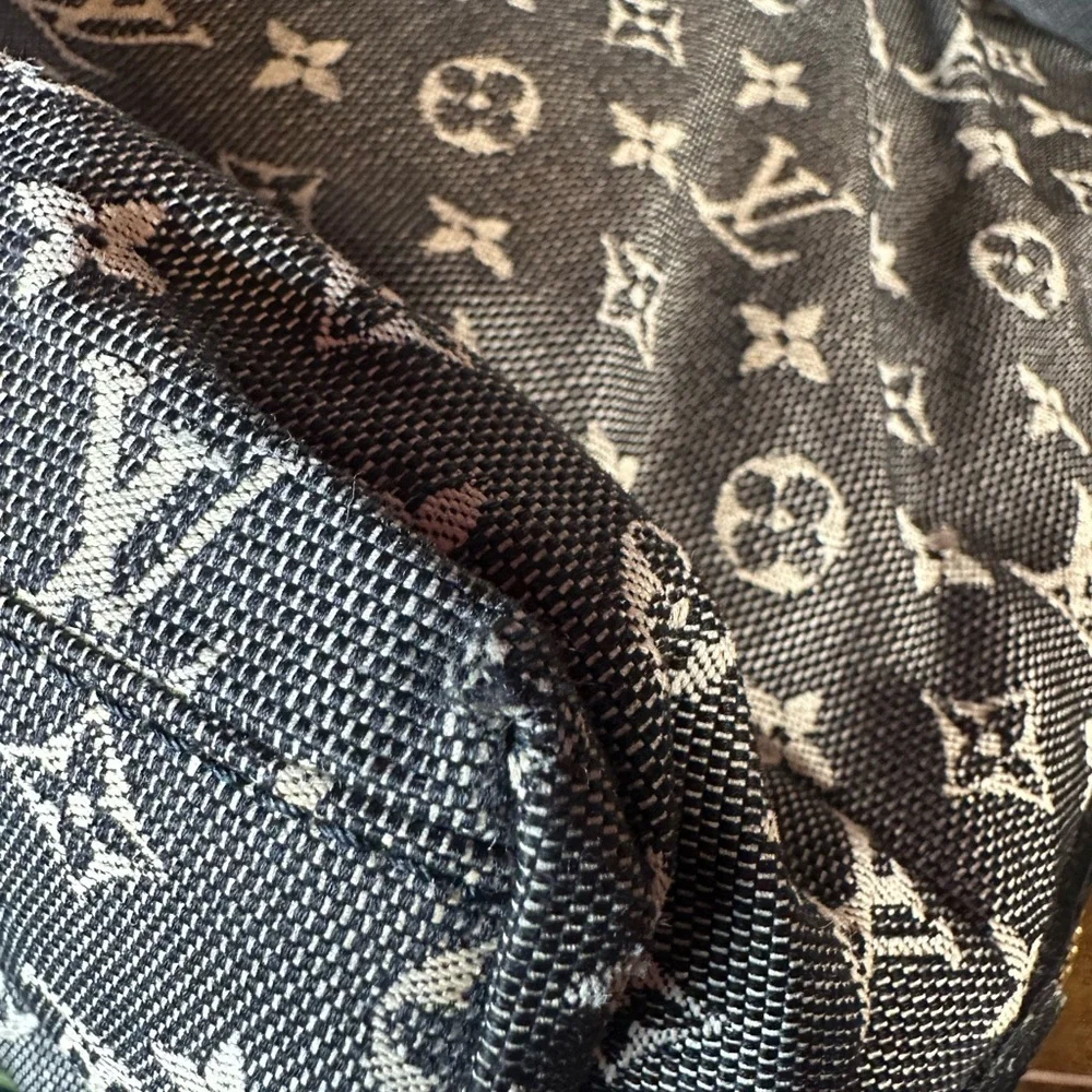Authentic Louis Vuitton Mini Lin Mary Kate Black Monogram Canvas Denim Tote - Picture 11 of 16